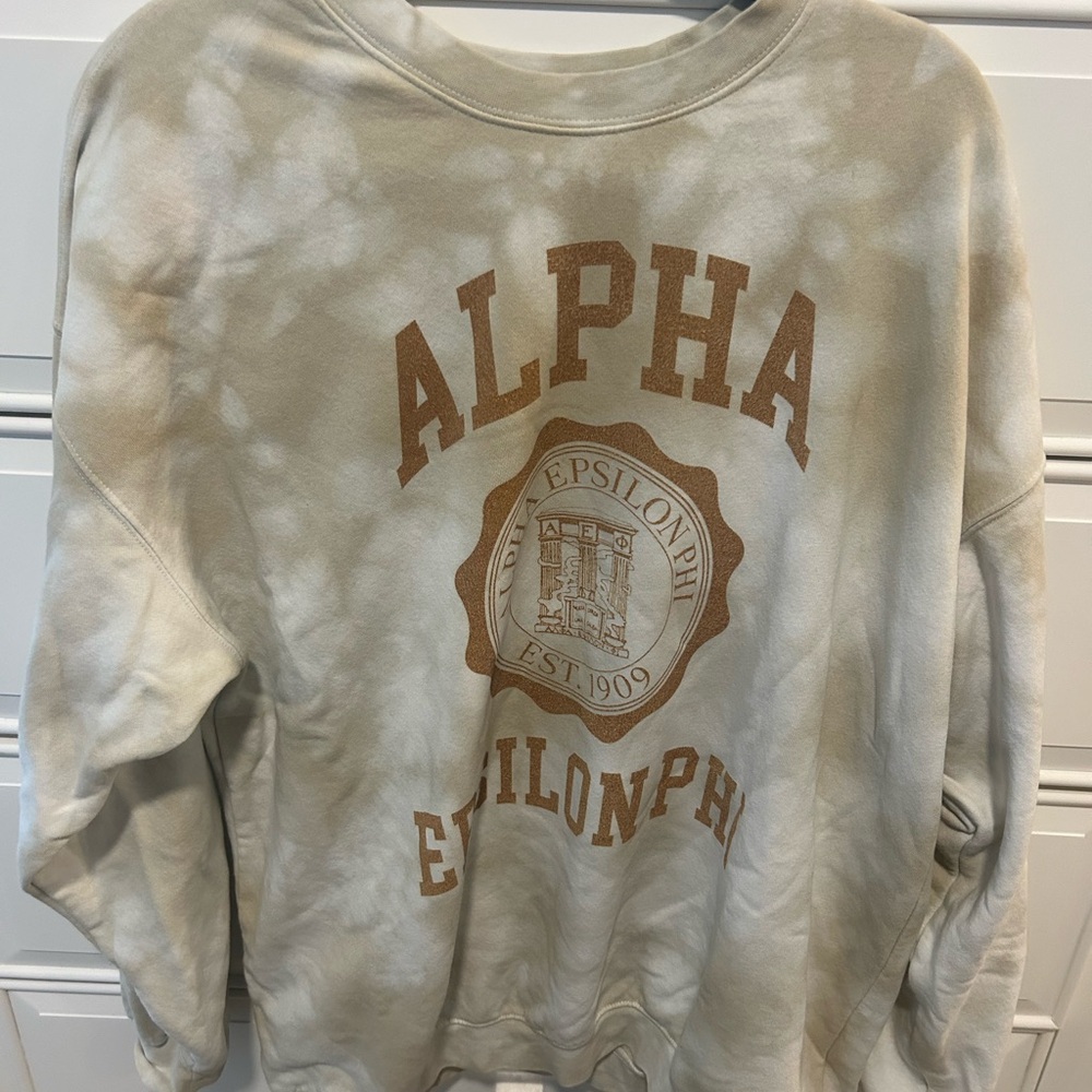 Alpha Epsilon Phi tan/white Gildan crewneck SIZE XL